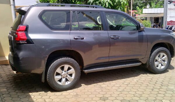 Self-Drive Rwanda Car Rental – Luxury 4x4 Car Rental Kigali Deals